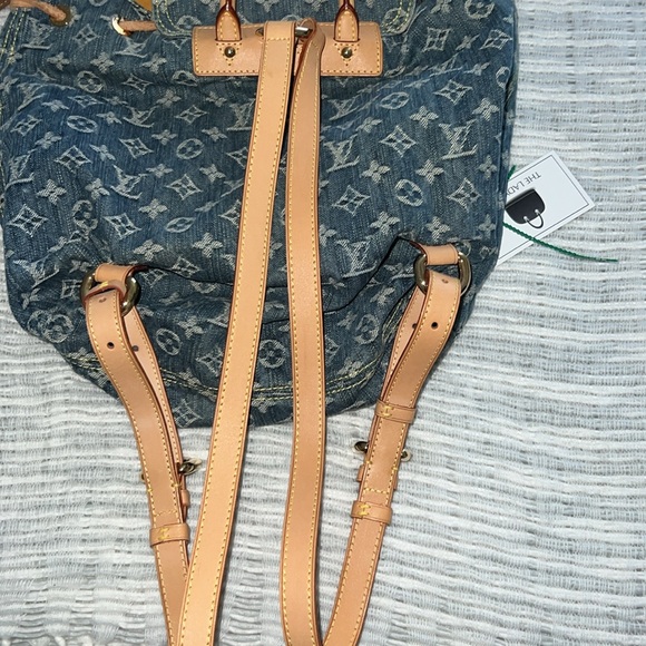 LIKE NEW VINTAGE LOUIS VUITTON SAC A DOS - Picture 4 of 8